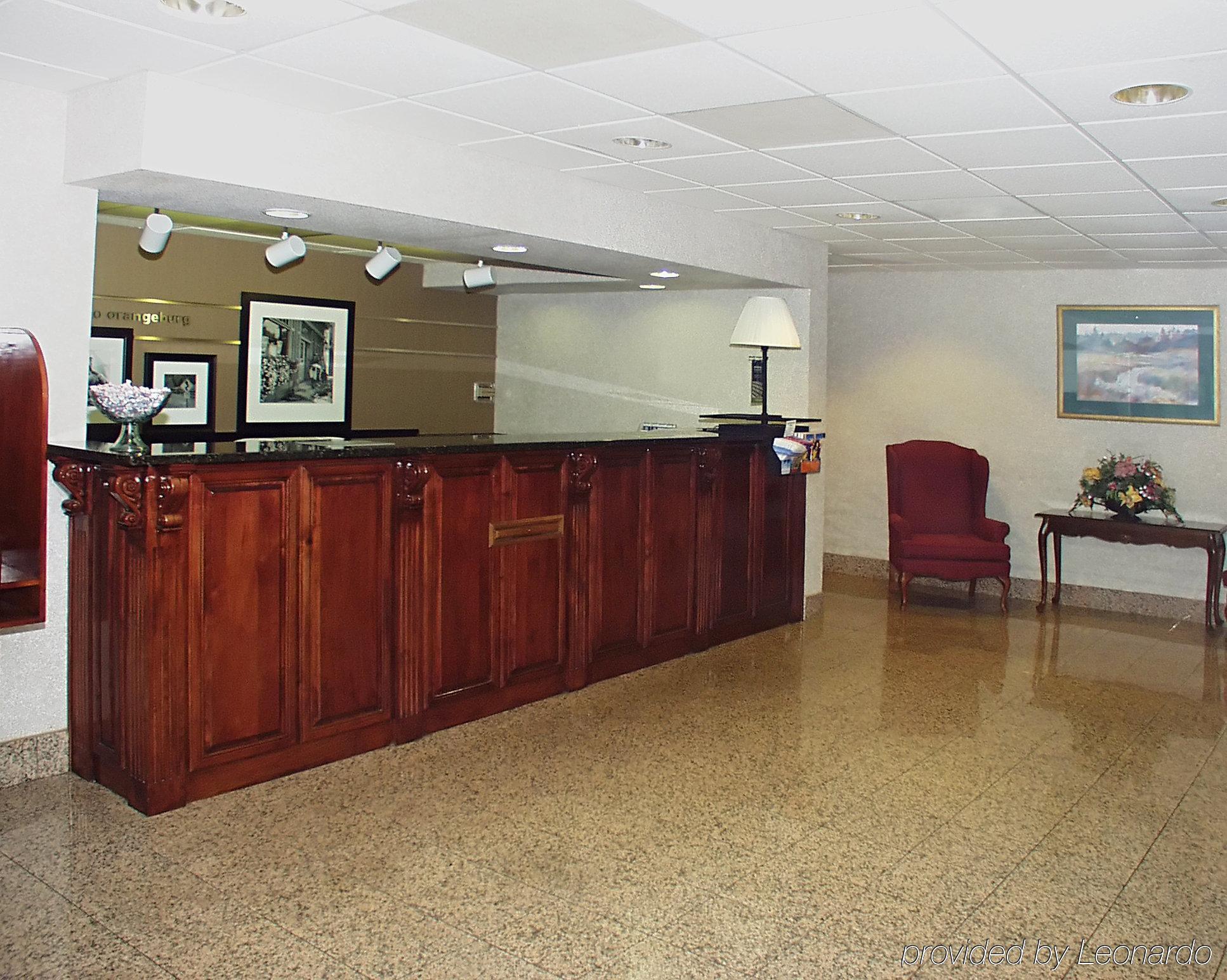 Hotel Baymont by Wyndham Orangeburg North Exterior foto