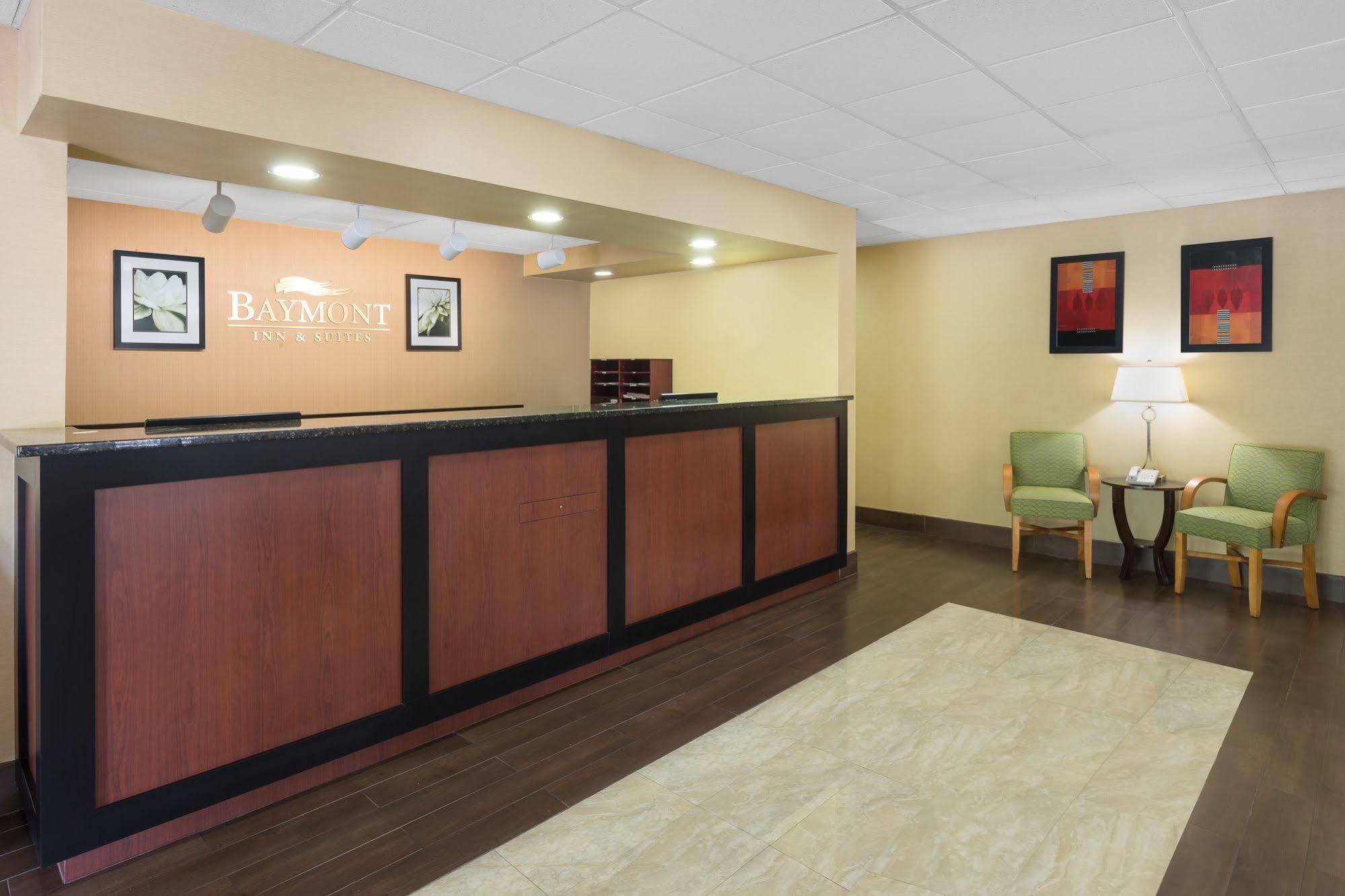 Hotel Baymont by Wyndham Orangeburg North Exterior foto
