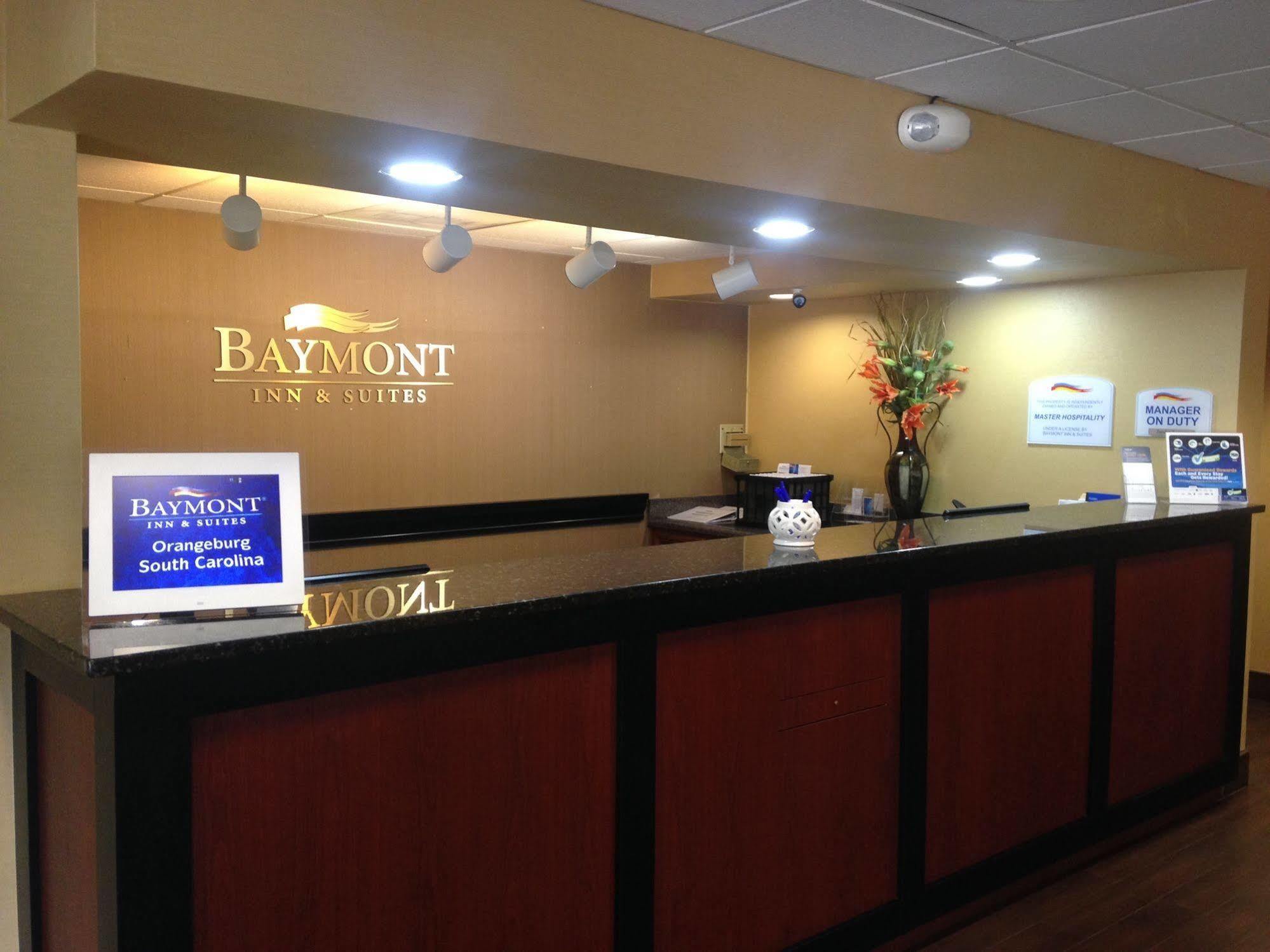 Hotel Baymont by Wyndham Orangeburg North Exterior foto